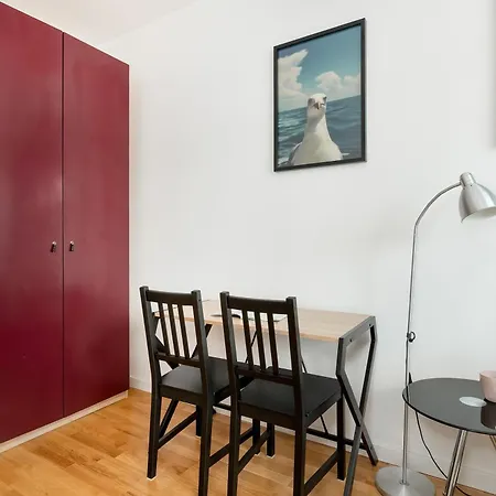 Апартаменты Modern With Parking & Balcony By Renters